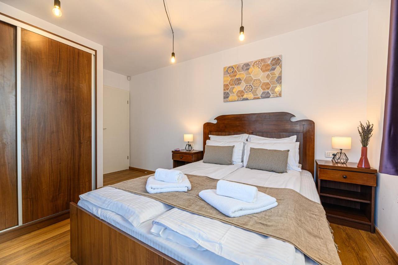 Sun Villas Accommodation Брашов Екстериор снимка
