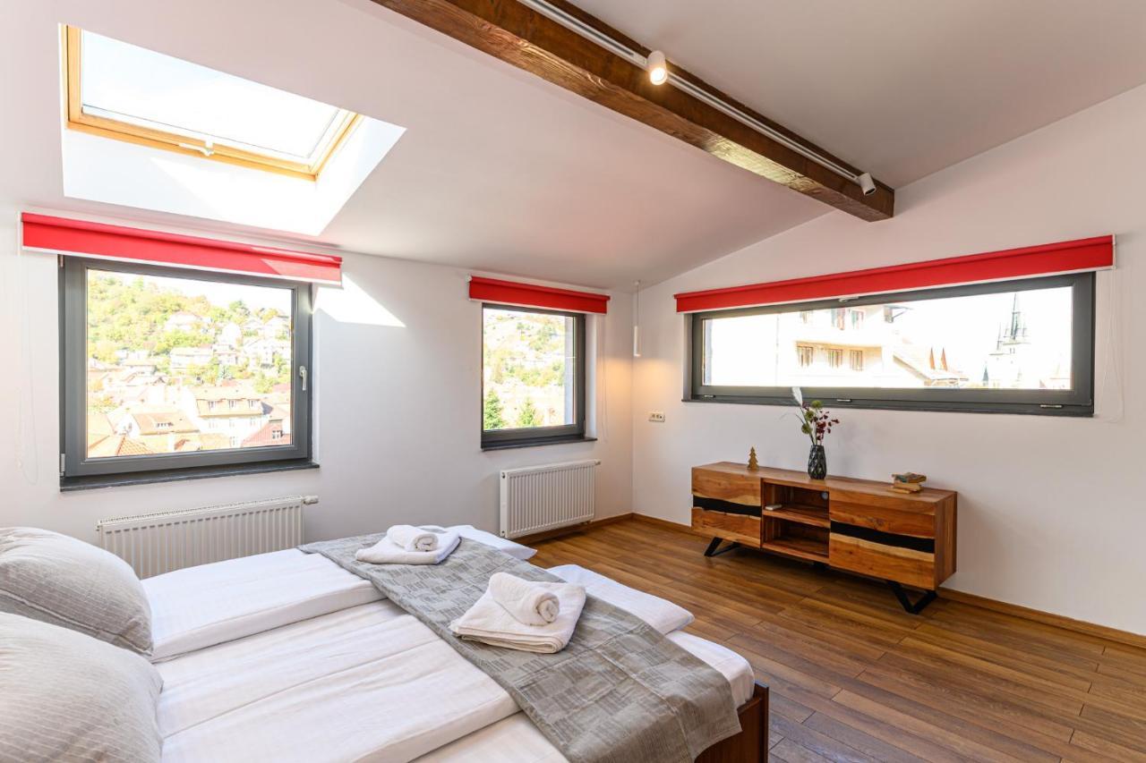 Sun Villas Accommodation Брашов Екстериор снимка