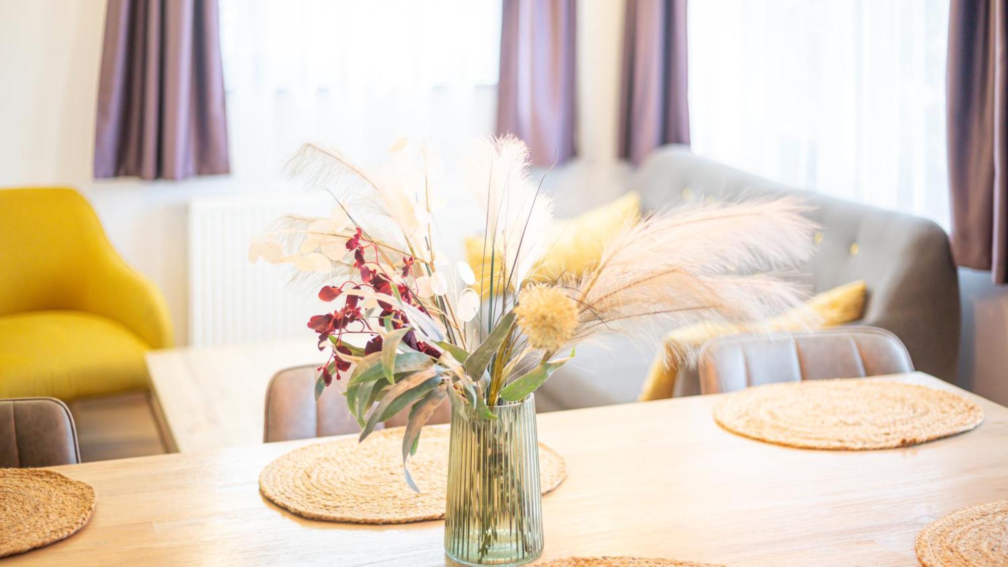 Sun Villas Accommodation Брашов Екстериор снимка