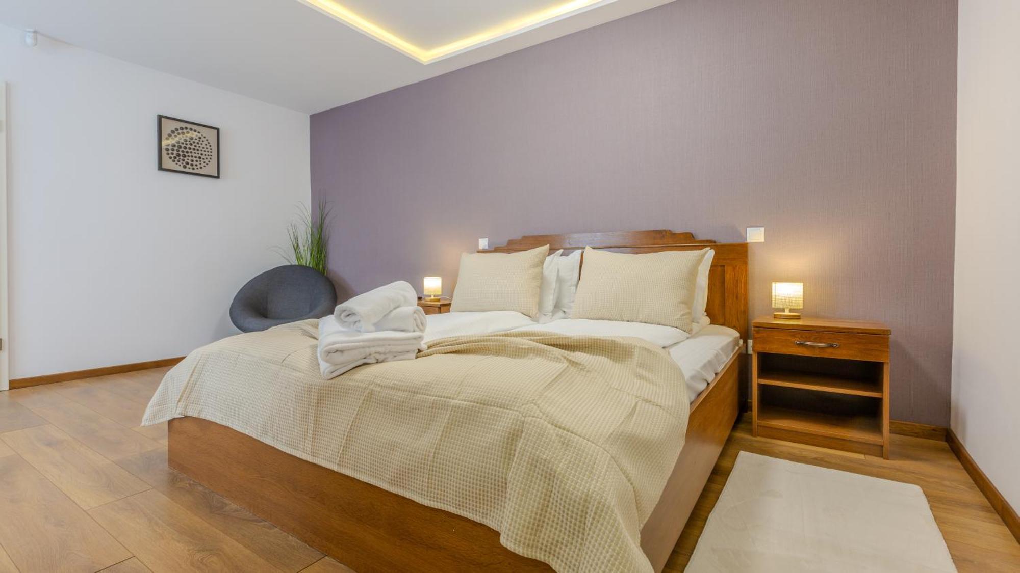 Sun Villas Accommodation Брашов Екстериор снимка